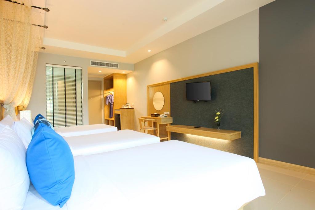 CRAFT Resort & Villas, Phuket Town - 4