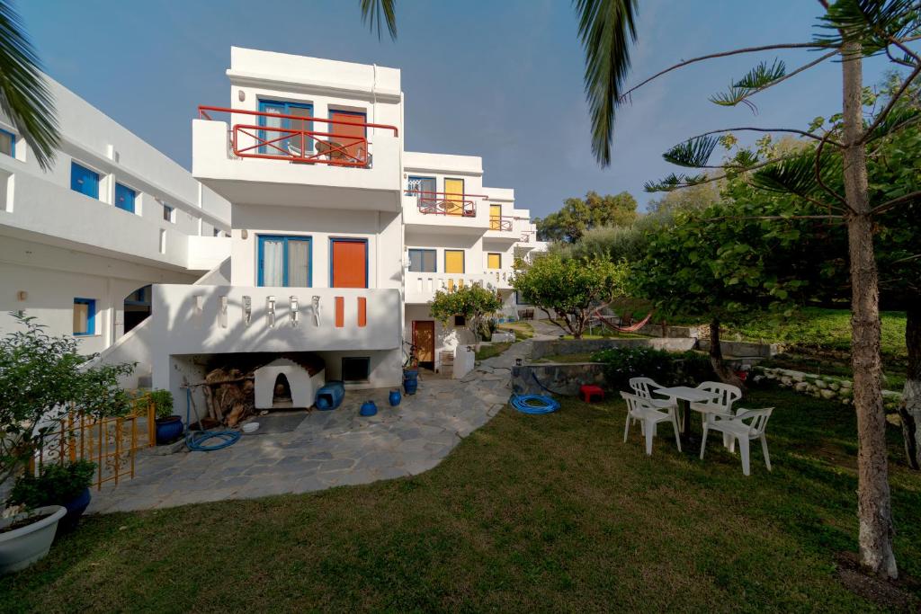 Vonkajšia záhrada v ubytovaní Plakias Bay Hotel