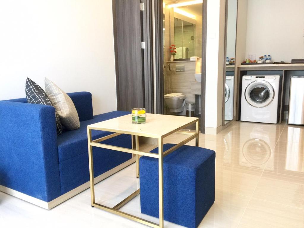 Suite có giường cỡ King với ban công