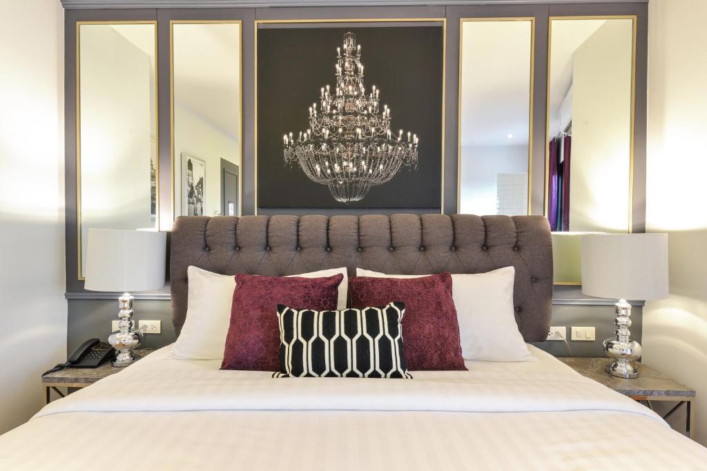 Villa De Khaosan by Chillax - Deluxe Double Room