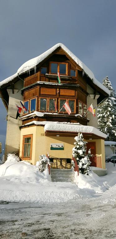 Haus Elena am Semmering v zimě