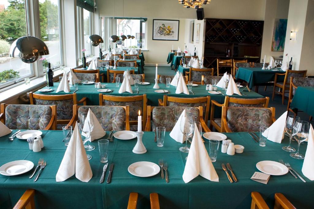 Restaurace v ubytování Hotel Troense