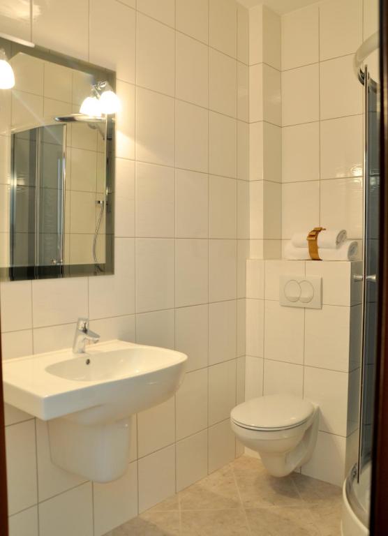 Vannituba majutusasutuses Hotel nad Wigrami