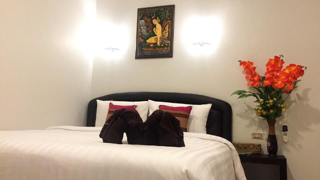 Llit o llits en una habitació de Nest hostel lipe