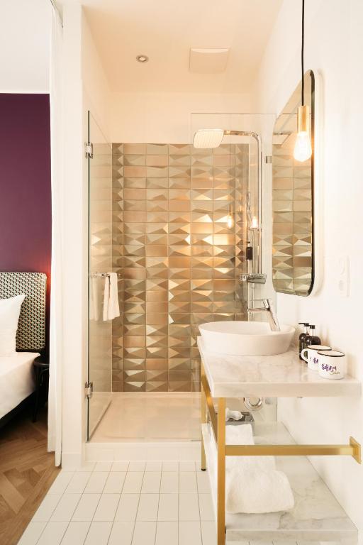 Hotel Schani Salon - Resim 18