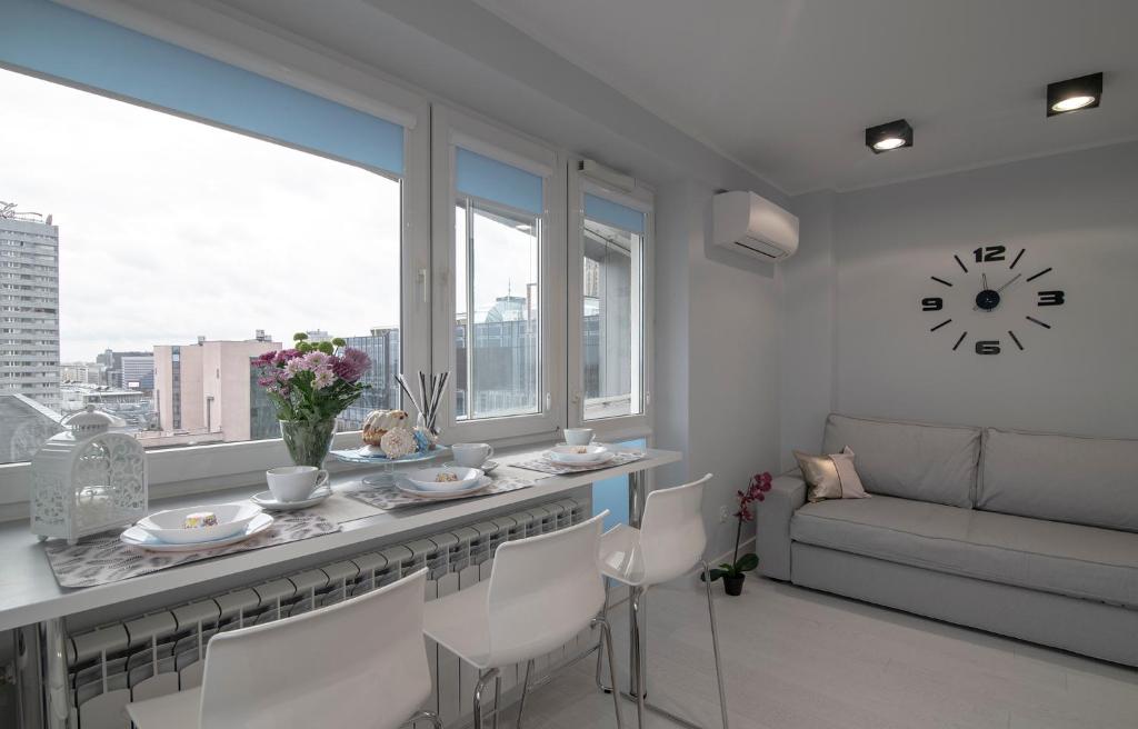 Posedenie v ubytovaní WLR Apartments - Świętokrzyska I
