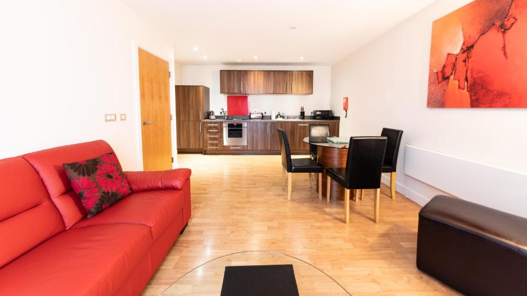 The Spires Serviced Apartments Birmingham - One-Bedroom Suite