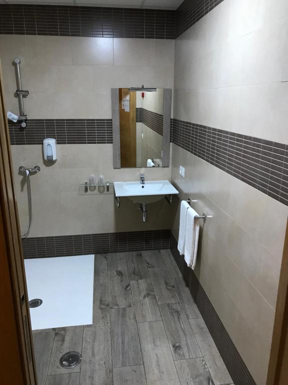 Koupelna v ubytování Hostal Los Encinares