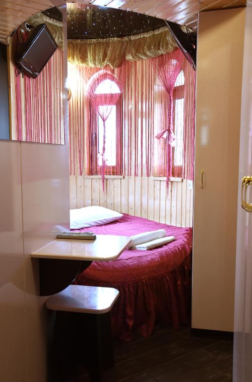 Castle Belvedere - King Room
