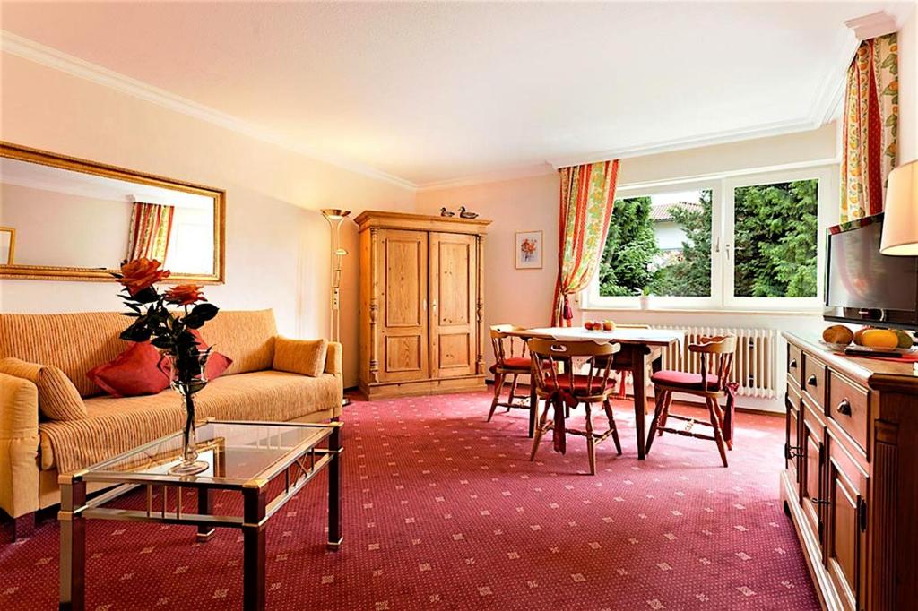 Posezení v ubytování Hotel Am Rehberg
