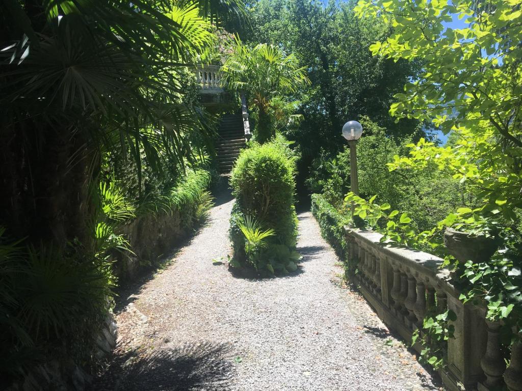 Vonkajšia záhrada v ubytovaní B&B Villa Costanza