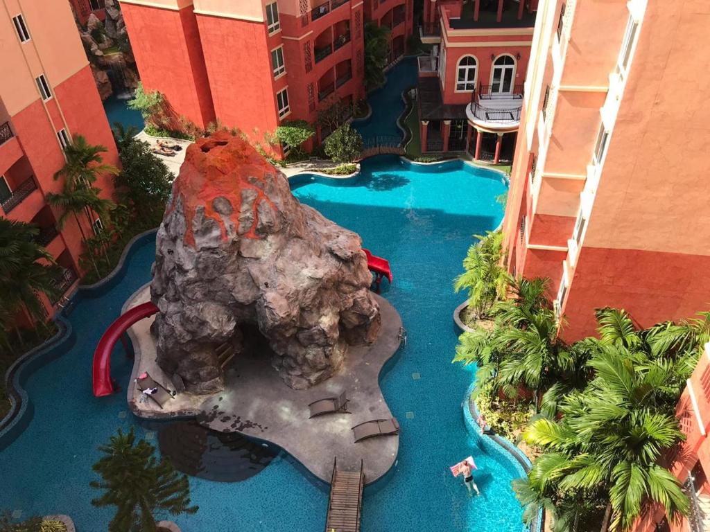 Seven Seas Condo Resort - Housity
