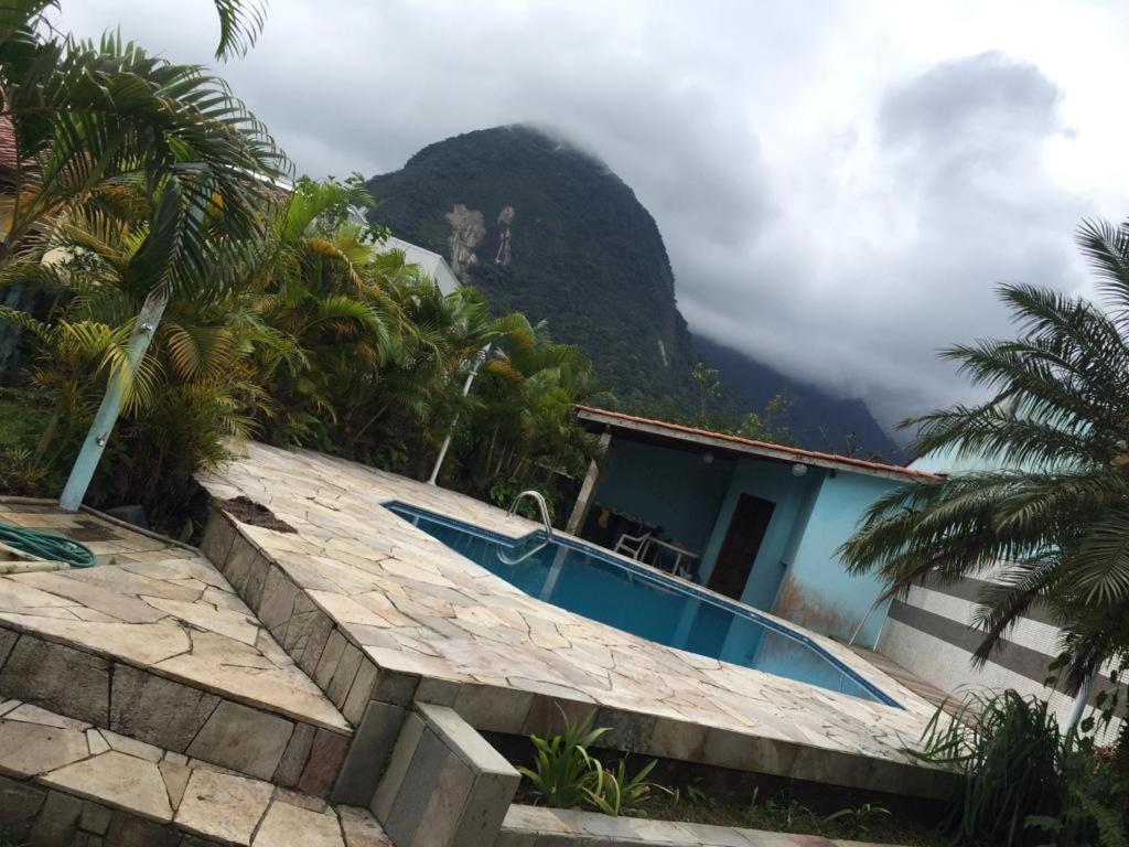  casa em Cond Morada da Praia
