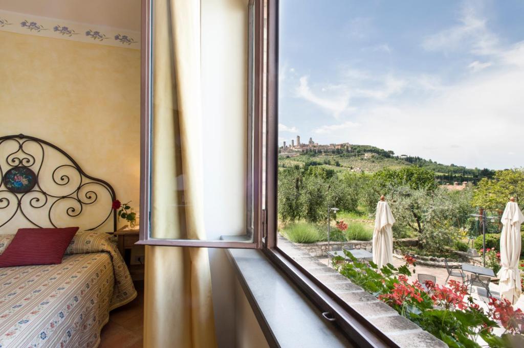 Nespecifikovaný výhled na hory nebo výhled na hory při pohledu z bed and breakfast