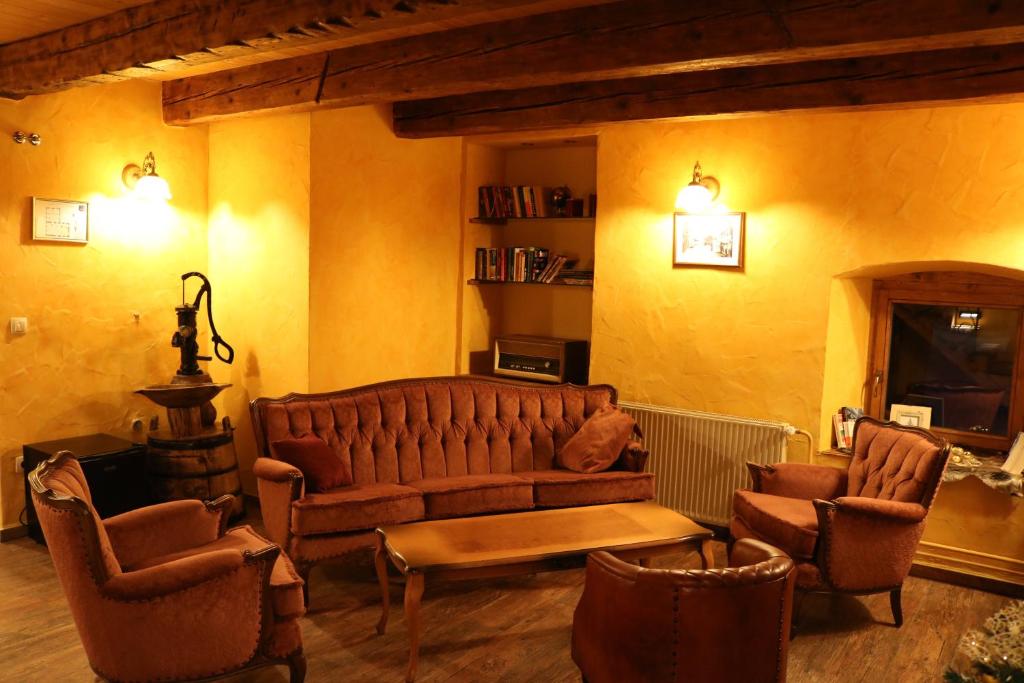 Posezení v ubytování Gorska Reka Guesthouse