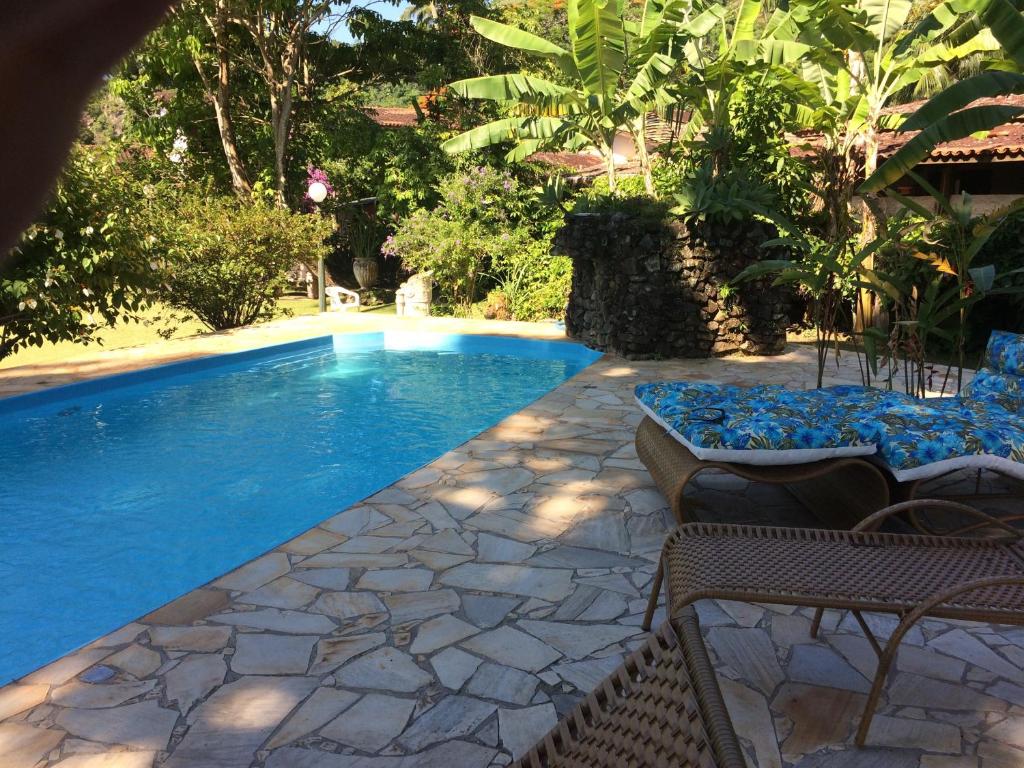  Casa Colonial Térrea no Saco da Capela em Ilhabela
