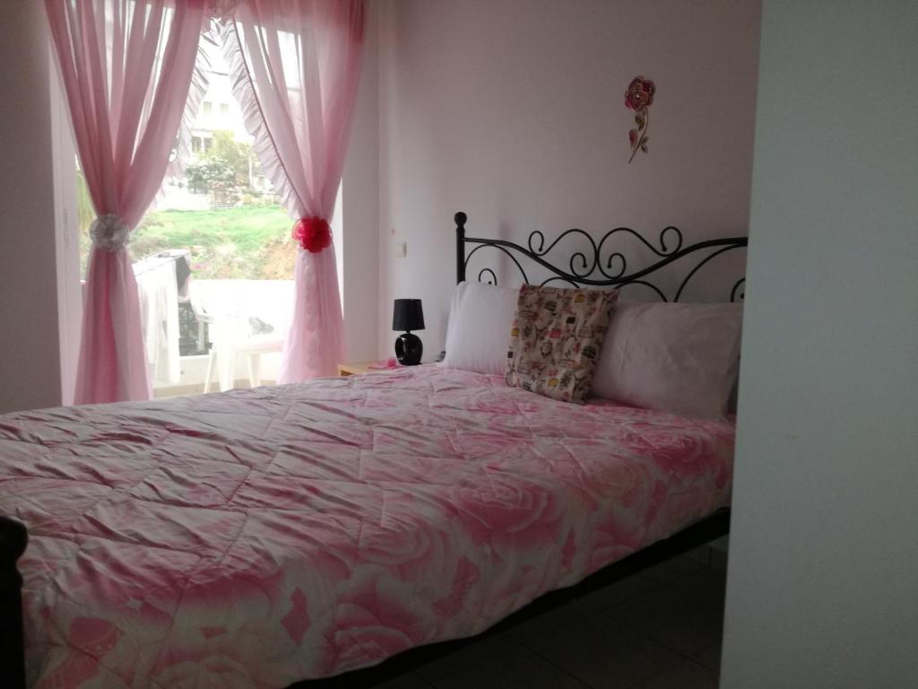 Posteľ alebo postele v izbe v ubytovaní Rethymno Blue Apartments