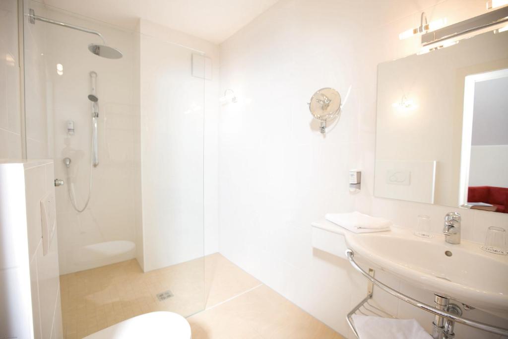 Thermalhotel Leitner - Großer Doppelzimmer Mit Thermalbad Zugang