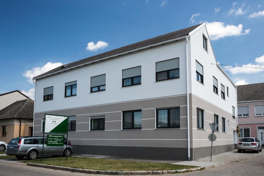 Budova, kde se penzion nachází