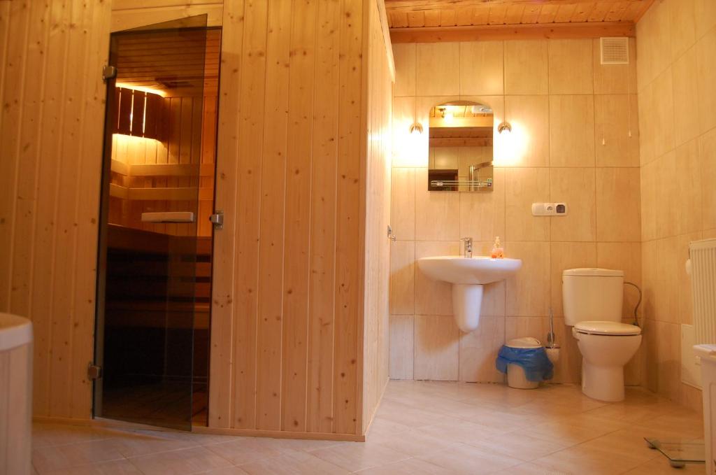 Kúpeľňa v ubytovaní Dom nad potokiem