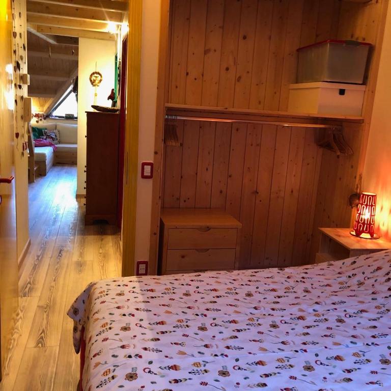 Łóżko lub łóżka w pokoju w obiekcie Casa Margherita