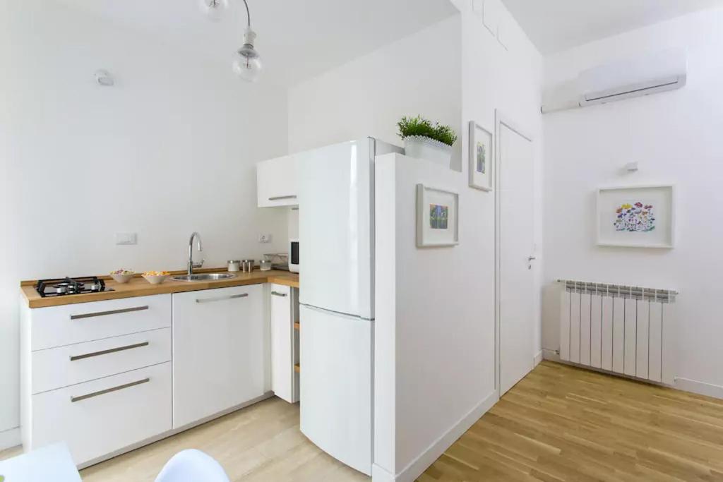 Kuchnia lub aneks kuchenny w obiekcie BB4U Apartments