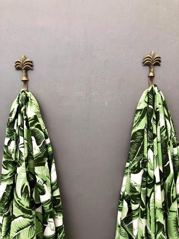 Captain Goodtimes - 12