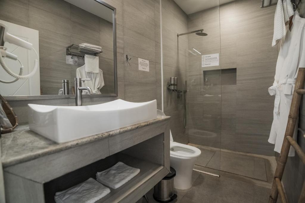 White Boutique Hotel and Residences 2