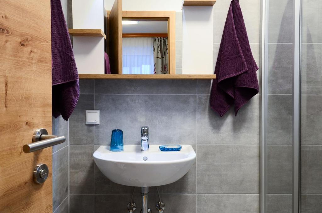 Kúpeľňa v ubytovaní Appartements Hitzenbichler