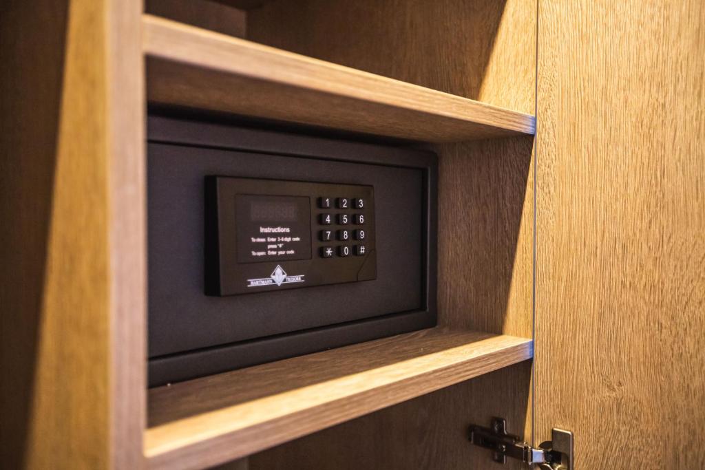 Hotel Luckys Inn - Resim 16