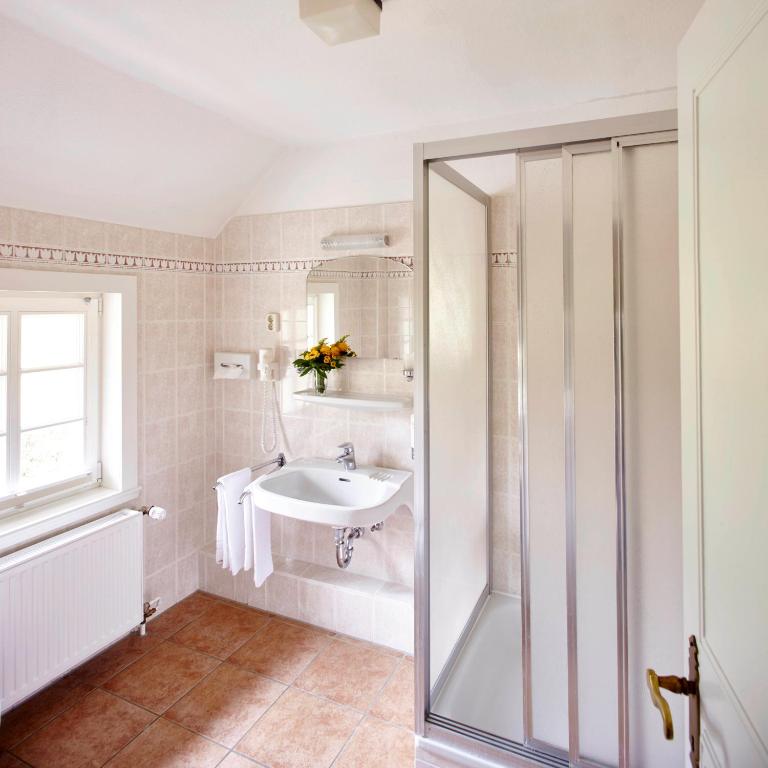 Koupelna v ubytování Hotel Hof Tütsberg
