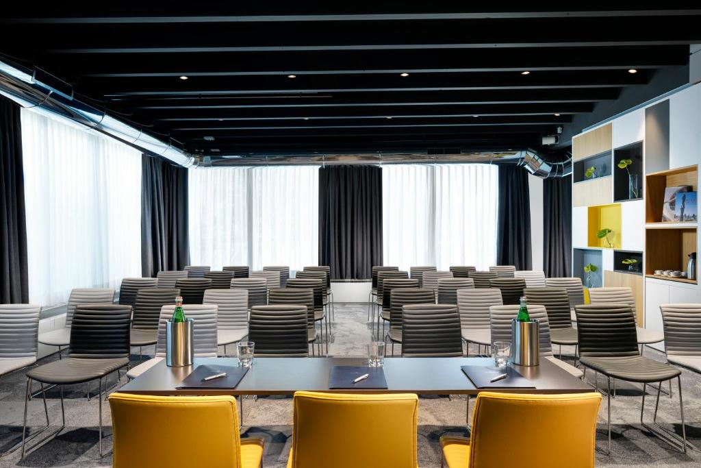 Posezení v ubytování UNA HOTELS The ONE Milano Hotel & Residence