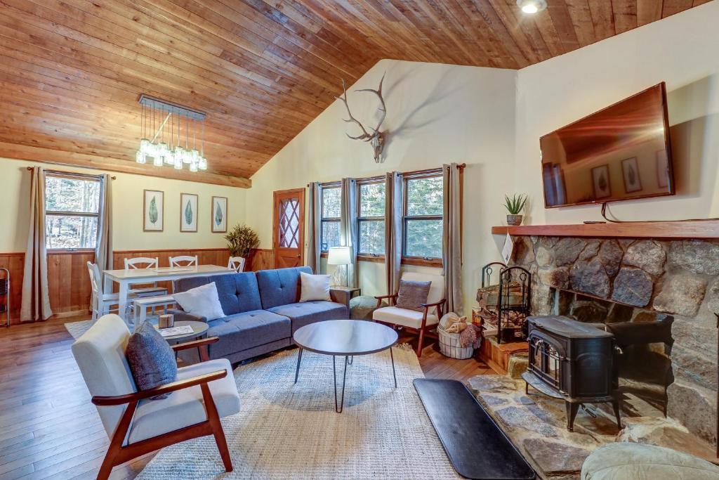 Χώρος καθιστικού στο Sugarbush Retreat