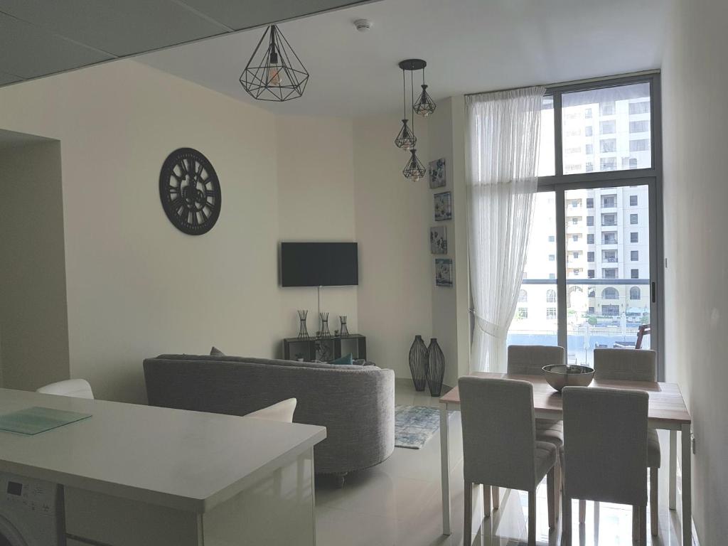 Apartment Cosy 2 bedroom in Dubai Marina, UAE