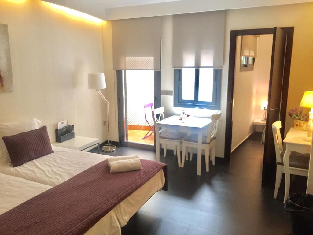 Barcelona Fifteen central Aparthotel - Resim 19