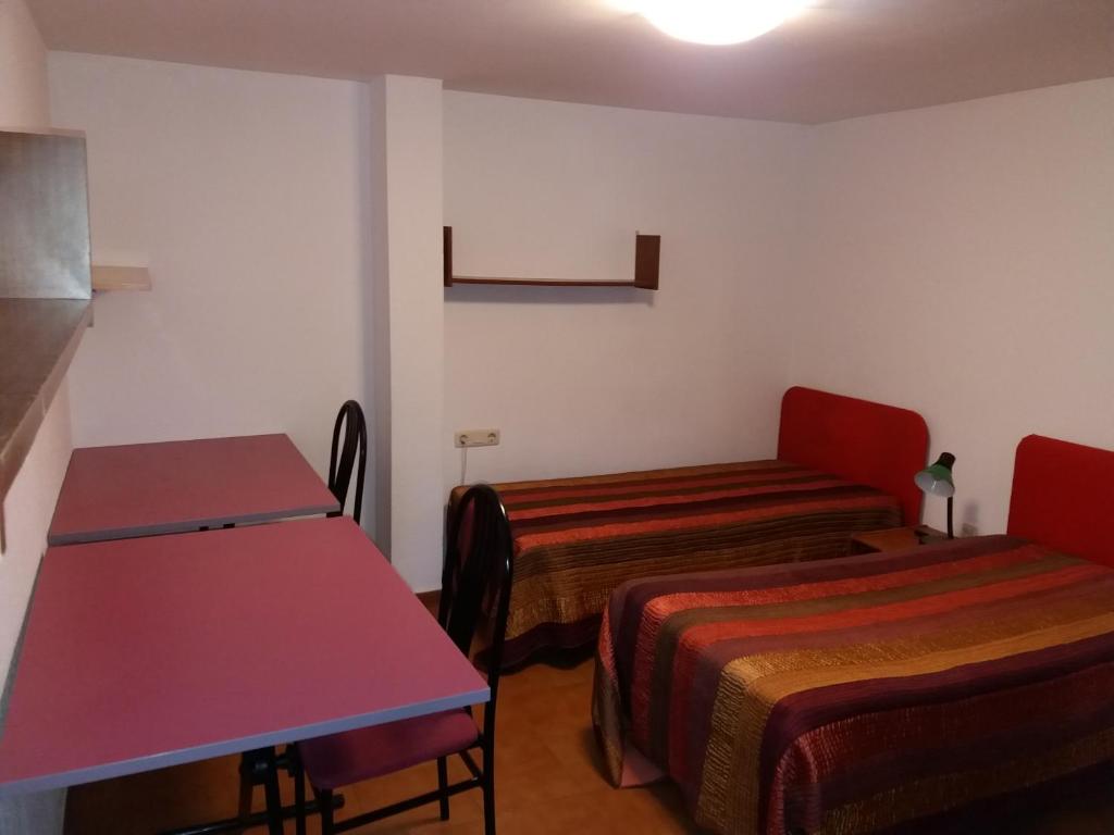 Booking.com: Herberg Residencia Universitaria Reuniver ...