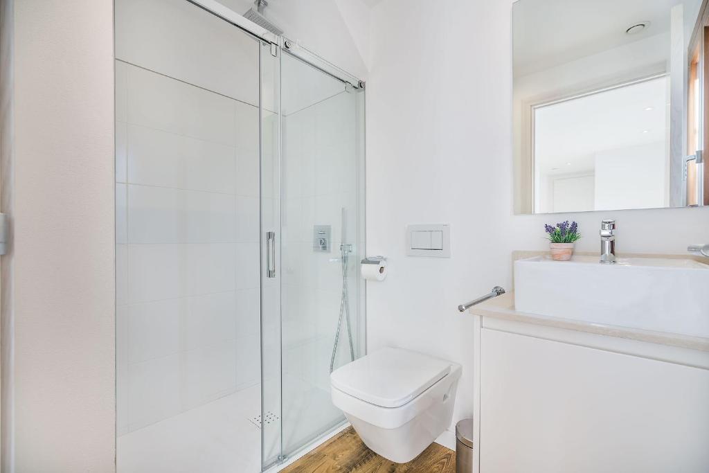 A bathroom at Townhouse Can Coa by SunVillas Mallorca