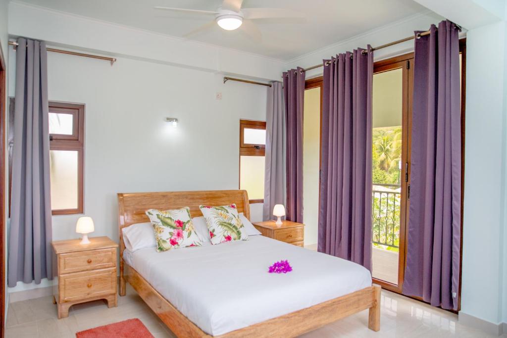 Postel nebo postele na pokoji v ubytování Cap-sud self catering