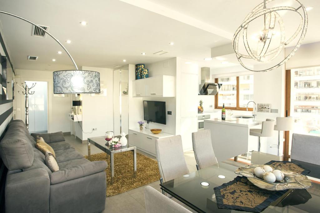 MONKÓ - LA NOGALERA, LUXURY & COMFORT, Torremolinos – Updated ...