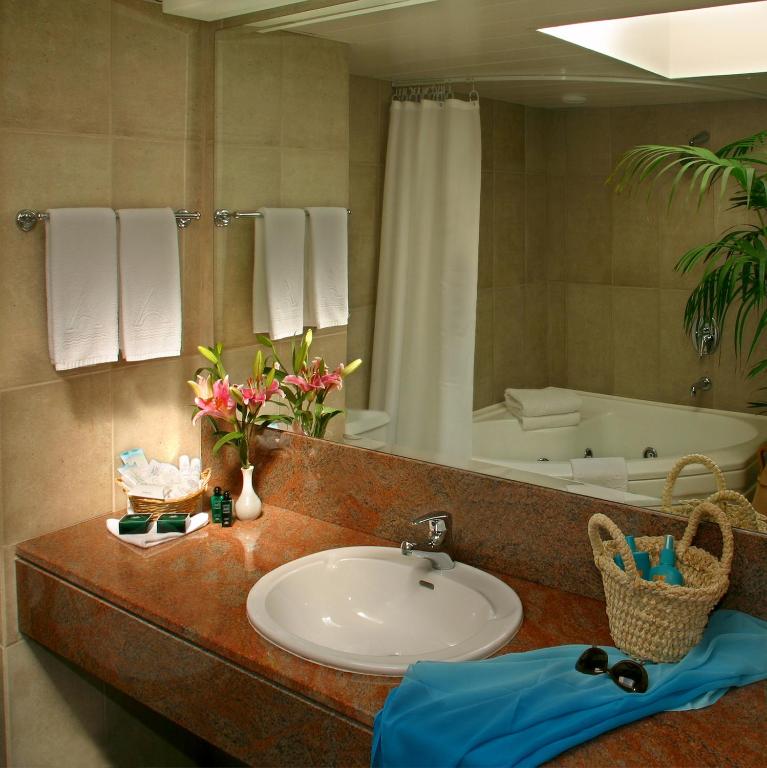Azia Resort & Spa - 
