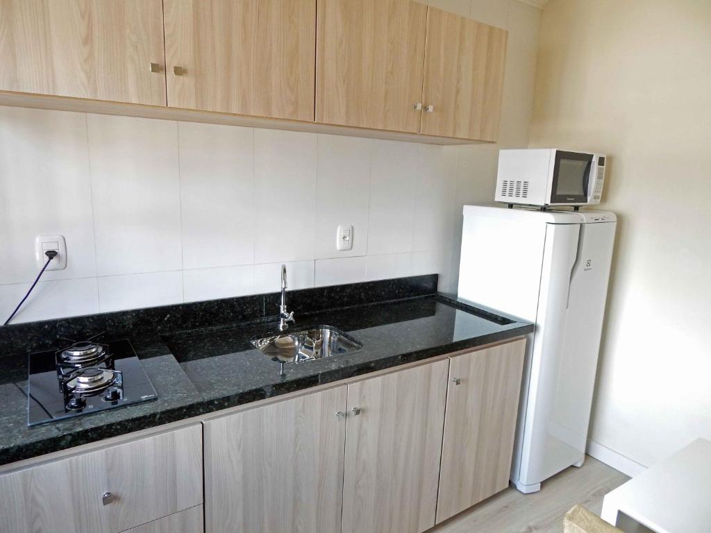 Flats Ouro Gramado Localizado a 900 metros da entrada do Centro de Gramado - Studio Apartment