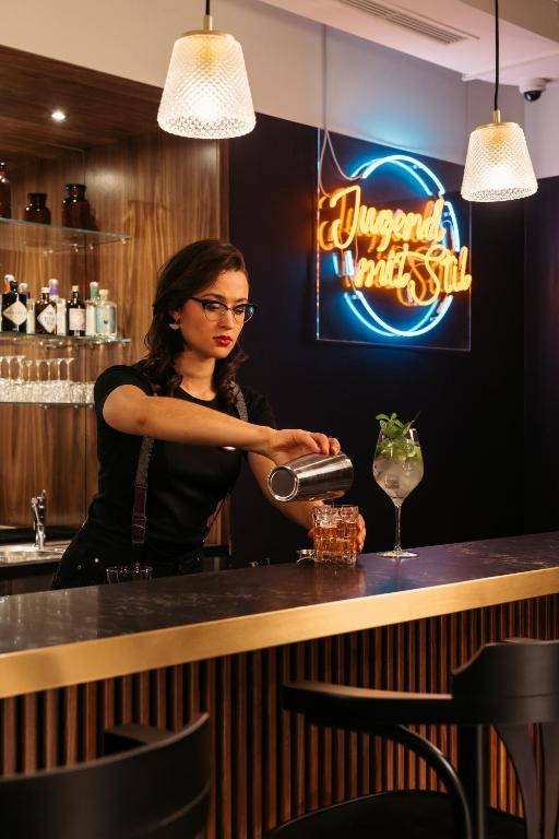 Hotel Schani Salon - Resim 4