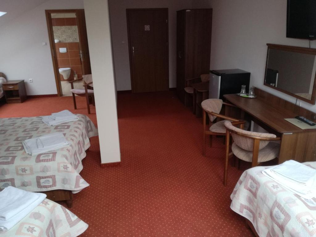 NASZ DWOREK - Standard Quadruple Room