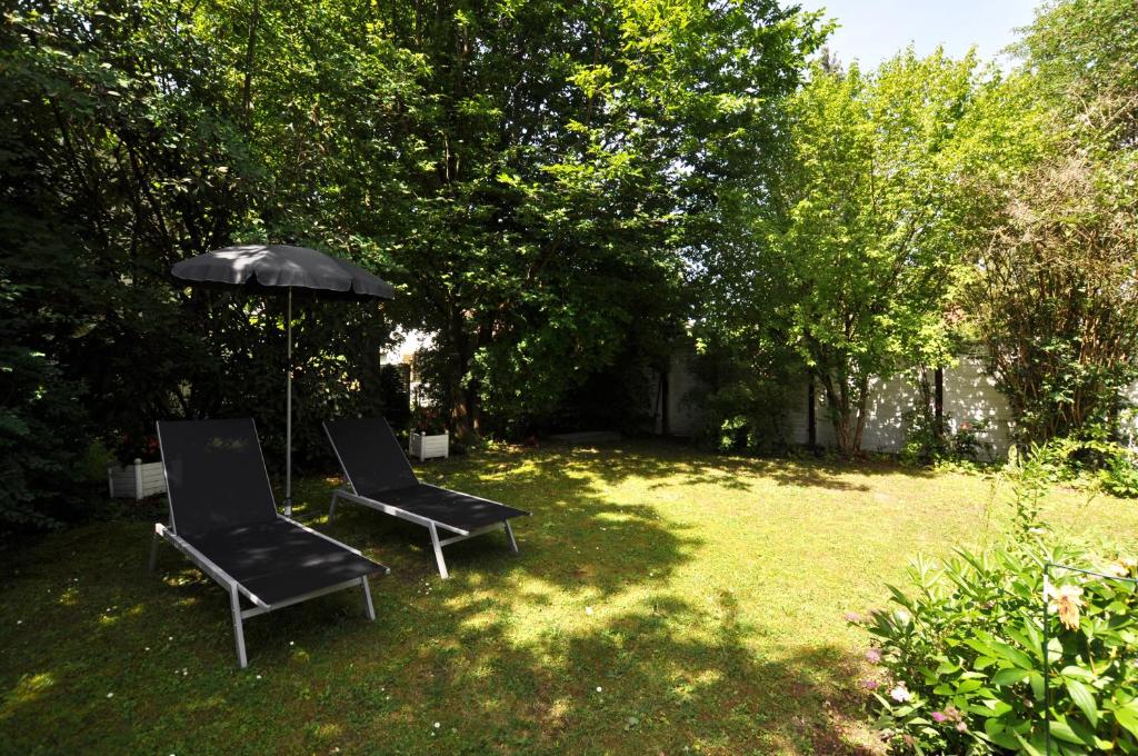 Zahrada ubytování Villa Waldperlach by Blattl