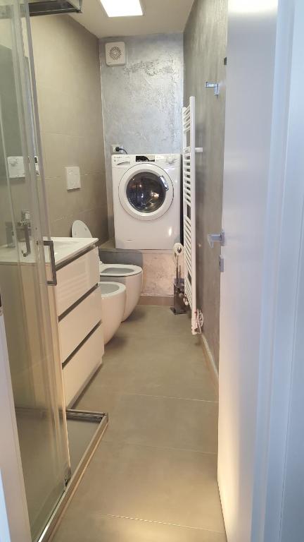 A bathroom at La Coquille