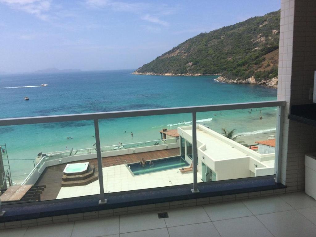  Apartamento pé na areia em Arraial do Cabo