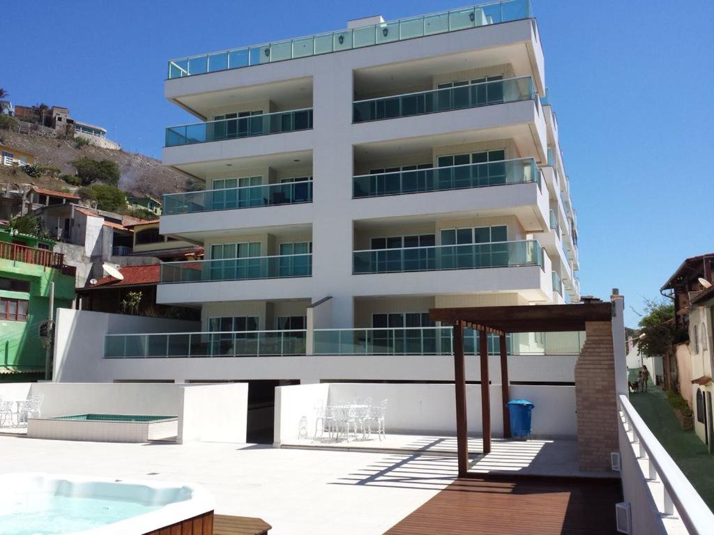  Apartamento pé na areia em Arraial do Cabo