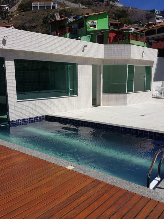 Apartamento pé na areia em Arraial do Cabo