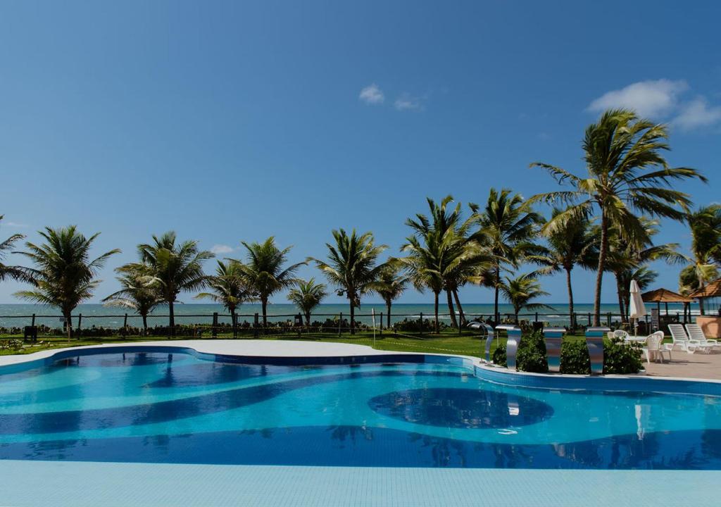  Flat Guarajuba Beira da Praia pé na areia