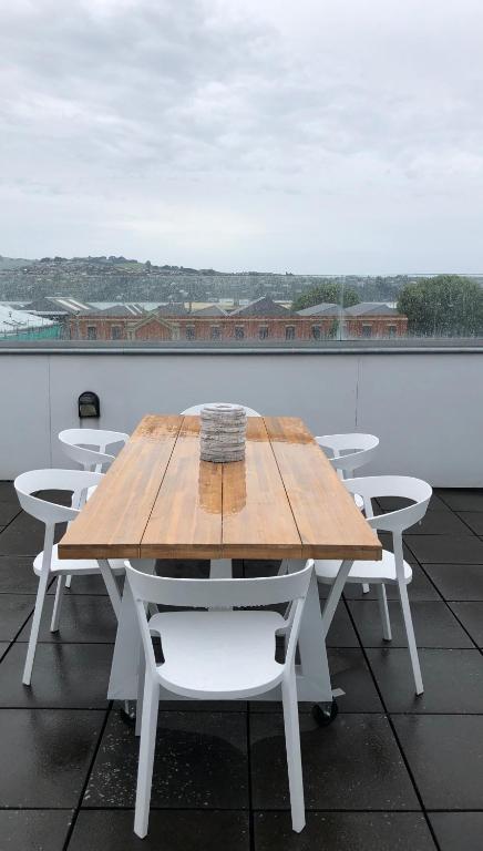 Bond Street Apartment Luxury 3 Bedroom - Resim 26